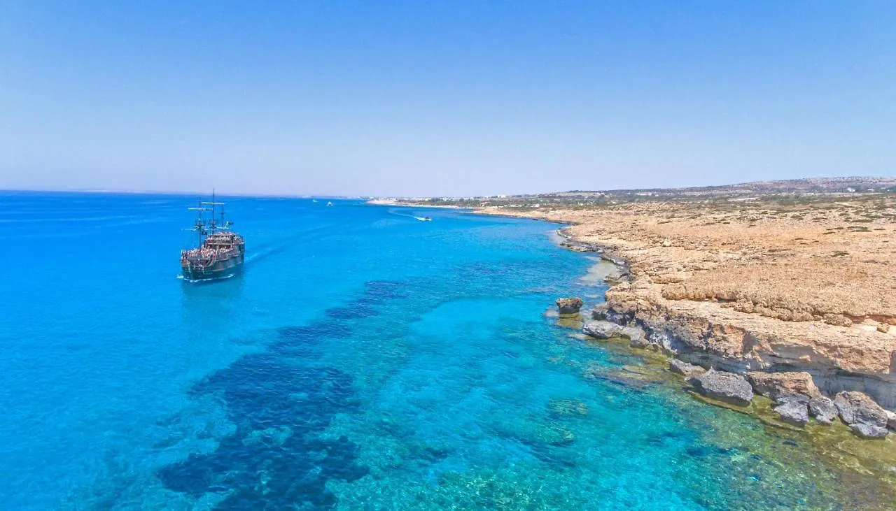 Odessa Beach Hotel Protaras