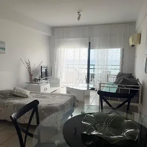 https://krasas-beach-apartments.hotelsatayianapa.com